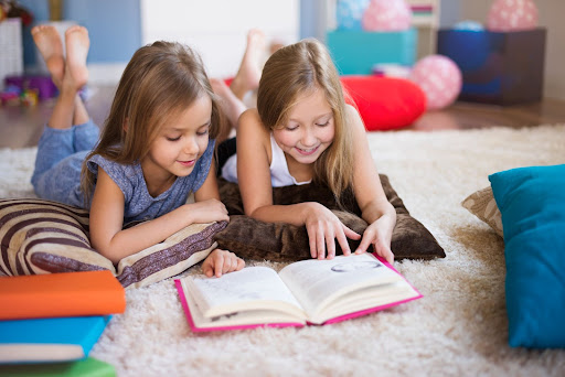 Types of Books Every Parent Should Read to Their Child